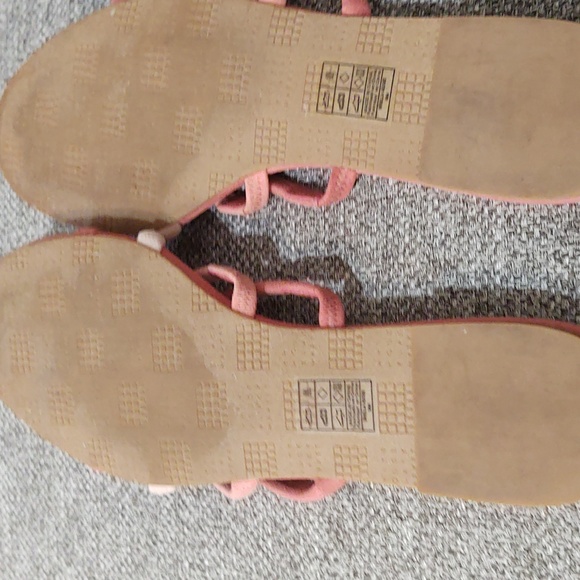 Shoes - Picture 3 of 3